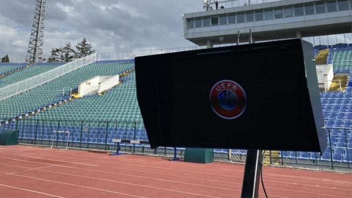 Продължават тестовете на ВАР в България